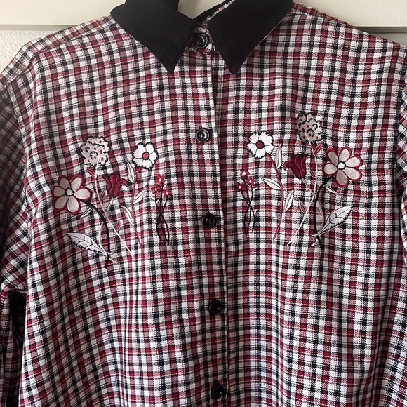 Vintage Bonworth plaid long sleeve button down with velvet collar - Picture 2 of 6